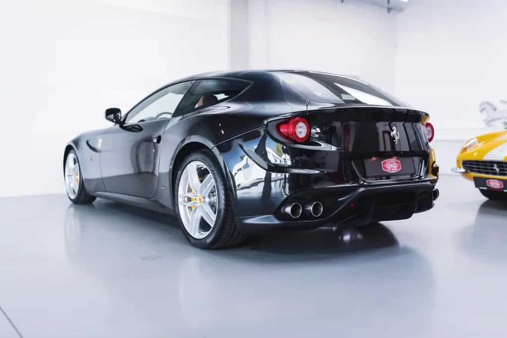 Ferrari FF 6,3 V12 *Nero DS / Cuoio / Diamond* 09/2012-photo-14