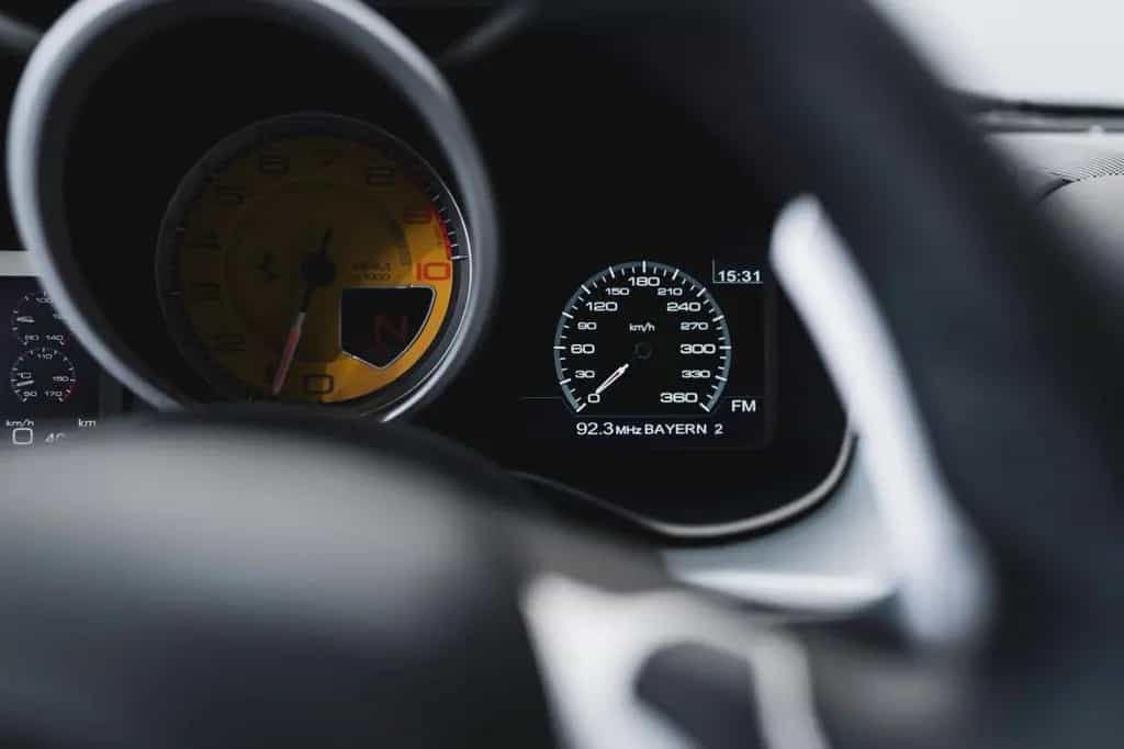 Ferrari FF 6,3 V12 *Nero DS / Cuoio / Diamond* 09/2012-photo-42