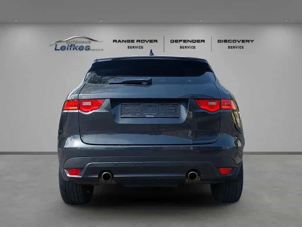 Jaguar F-Pace R-Sport 2.0 AWD Navi Soundsystem Meridian 08/2018-photo-3