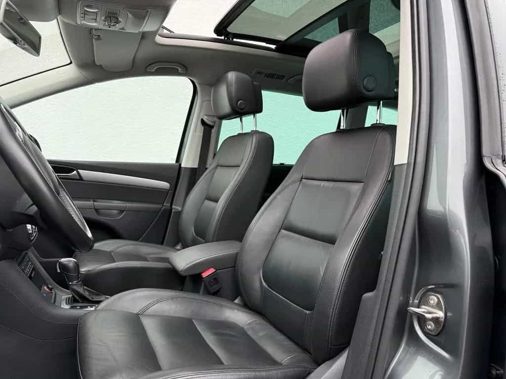 Volkswagen Sharan 2.0 TSI DSG Highline Navi Leder Panorama 01/2014-photo-33