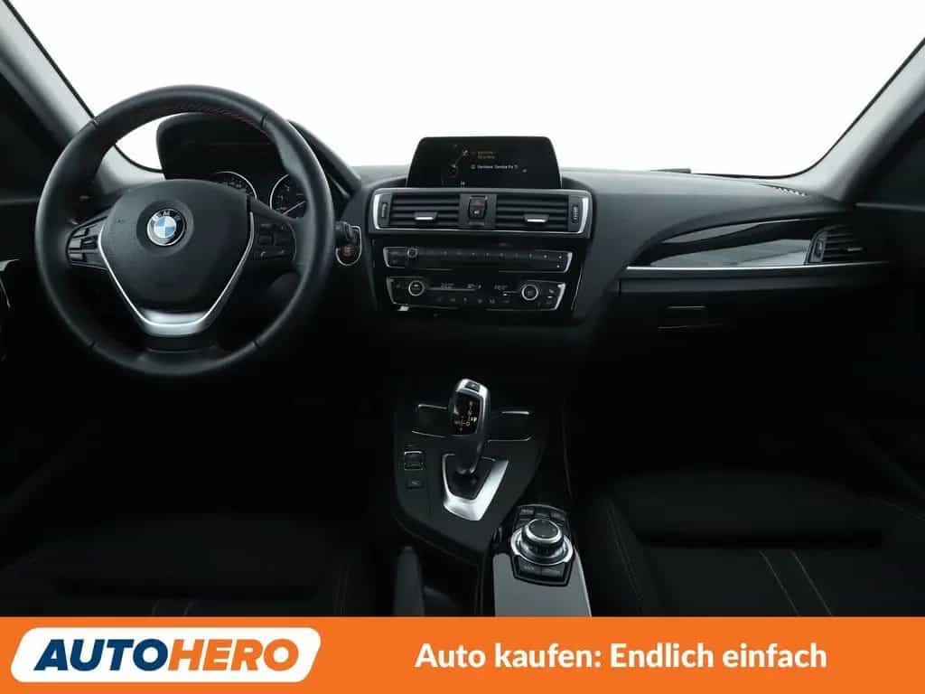 BMW 1 Series 118i Sport Line Aut.*NAV*LED*TEMP*PDC*SHZ* 02/2016-photo-11