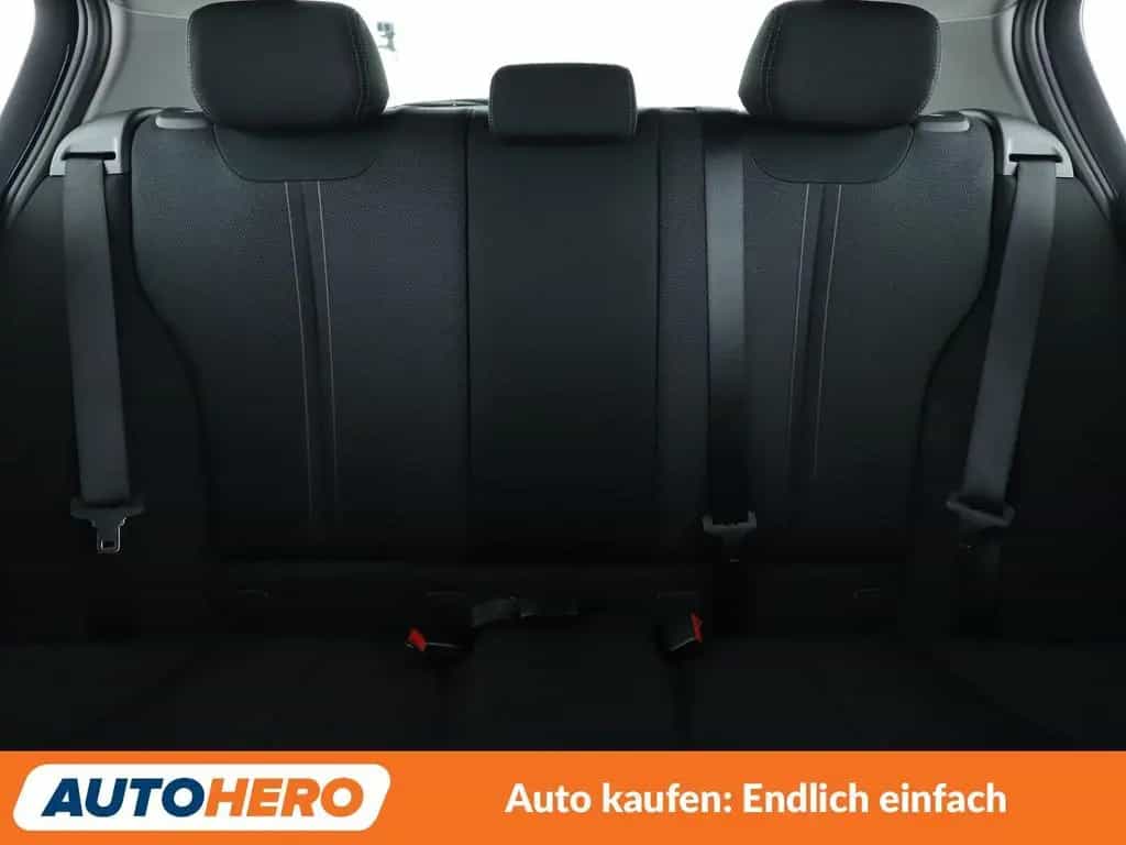 BMW 1 Series 118i Sport Line Aut.*NAV*LED*TEMP*PDC*SHZ* 02/2016-photo-15