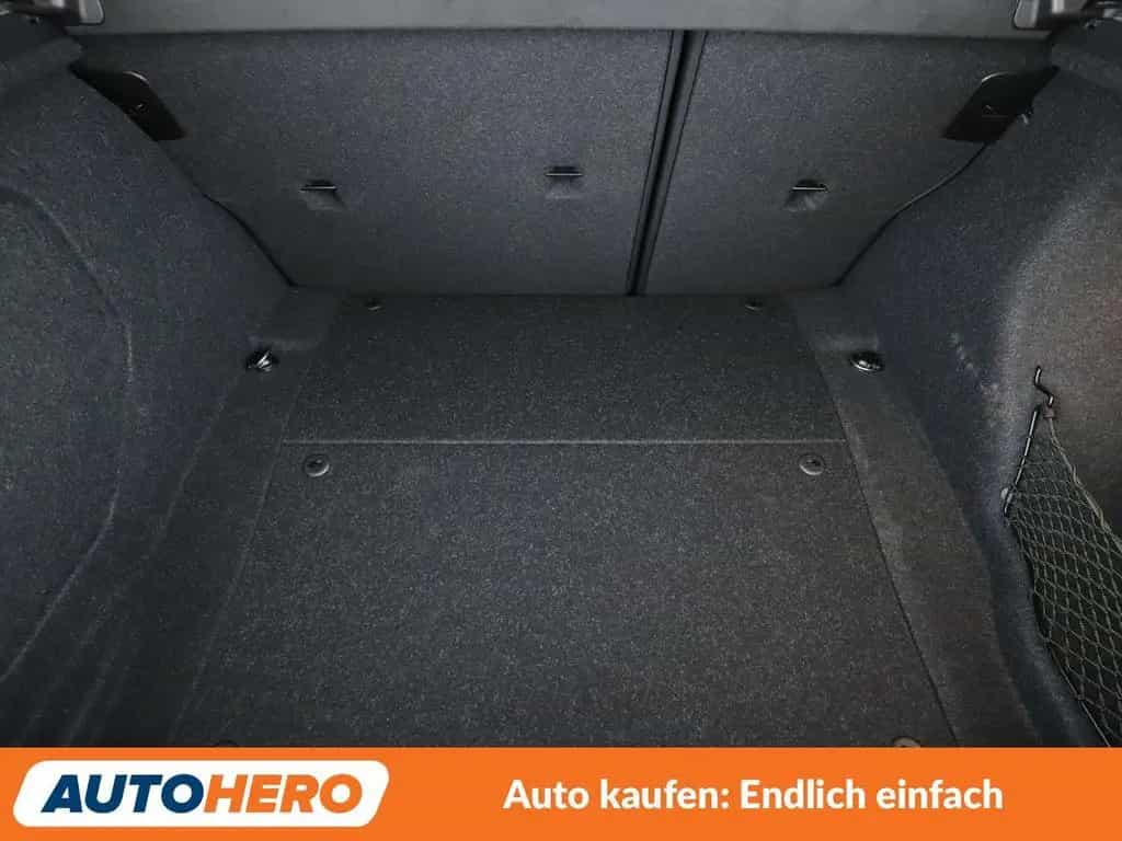 BMW 1 Series 118i Sport Line Aut.*NAV*LED*TEMP*PDC*SHZ* 02/2016-photo-17