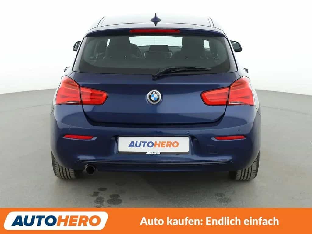BMW 1 Series 118i Sport Line Aut.*NAV*LED*TEMP*PDC*SHZ* 02/2016-photo-4