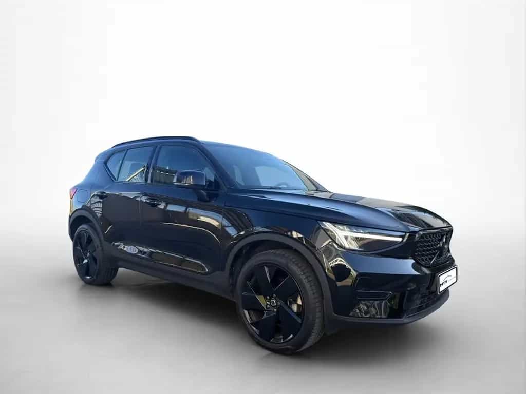 Volvo XC40 B3 Black Edition Plus AHK Harman/Kardon 02/2025-photo-3