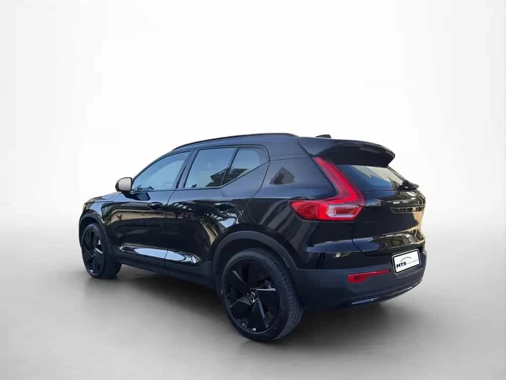 Volvo XC40 B3 Black Edition Plus AHK Harman/Kardon 02/2025-photo-7