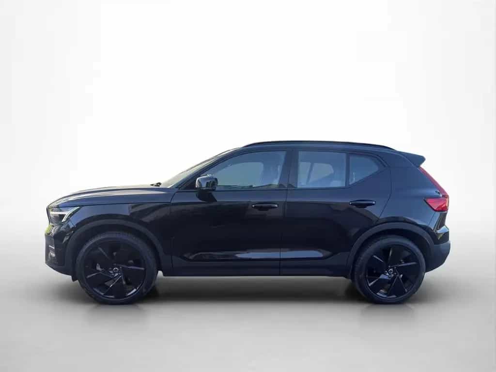 Volvo XC40 B3 Black Edition Plus AHK Harman/Kardon 02/2025-photo-8
