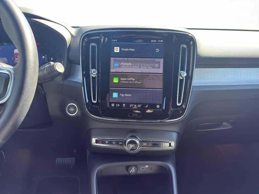 Volvo XC40 B3 Black Edition Plus Harman/Kardon 20" LM 02/2025-photo-16