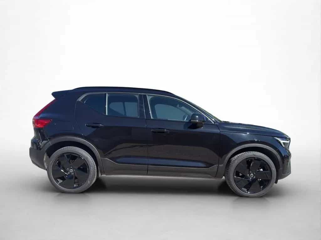 Volvo XC40 B3 Black Edition Plus Harman/Kardon 20" LM 02/2025-photo-4