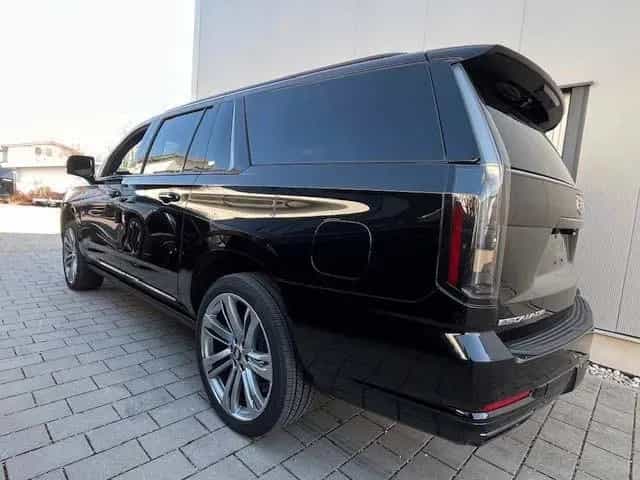 Cadillac Escalade ESV Sport Platinum 6.2l MY 26 null-photo-4