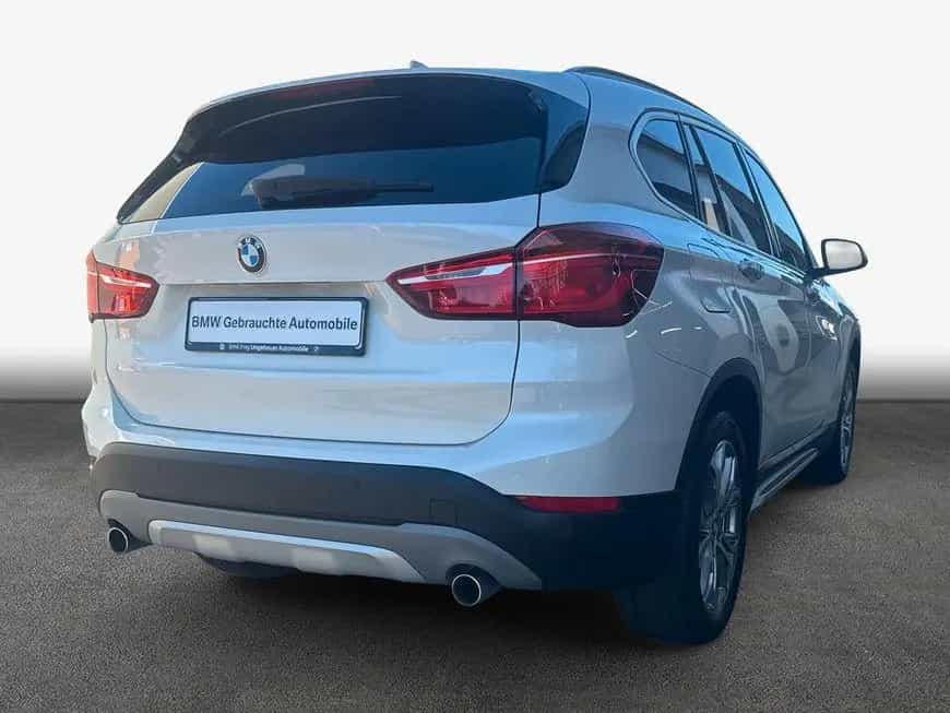 BMW X1 sDrive20i Aut. xLine Navi HiFi LED 05/2018-photo-1