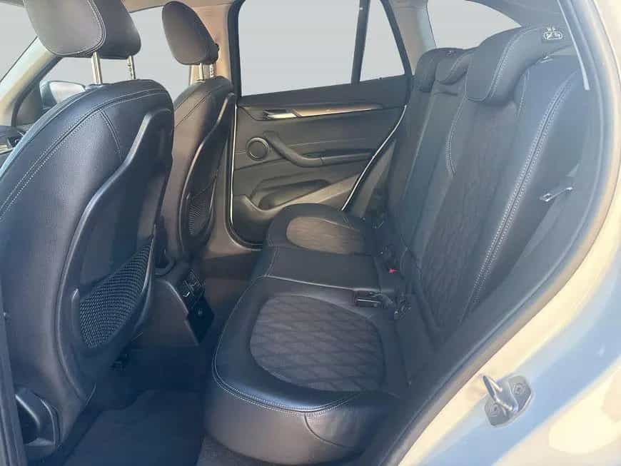 BMW X1 sDrive20i Aut. xLine Navi HiFi LED 05/2018-photo-12