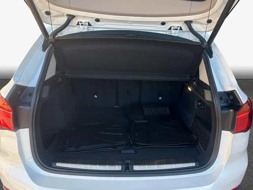 BMW X1 sDrive20i Aut. xLine Navi HiFi LED 05/2018-photo-9