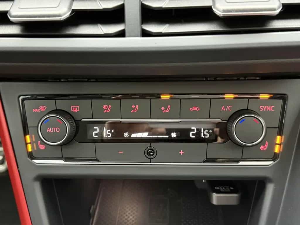 Volkswagen Polo PANO | NAVI | CARPLAY | ACC | DIGITALTACHO 04/2019-photo-22