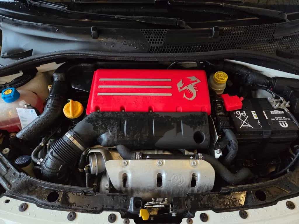 Abarth 595 1.4 T-Jet (145 PS) *LEDER+17"LM+SHZ+PDC 03/2021-photo-12
