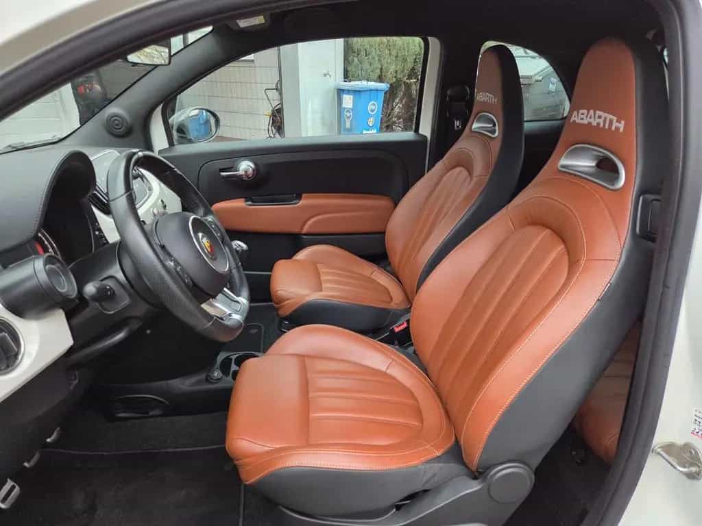 Abarth 595 1.4 T-Jet (145 PS) *LEDER+17"LM+SHZ+PDC 03/2021-photo-8