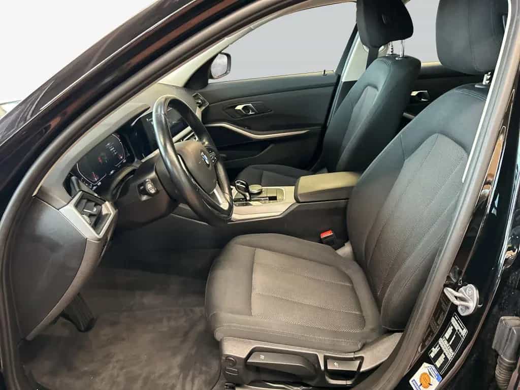 BMW 320 d Touring Aut. Advantage *AHK*SHZ* 07/2022-photo-10