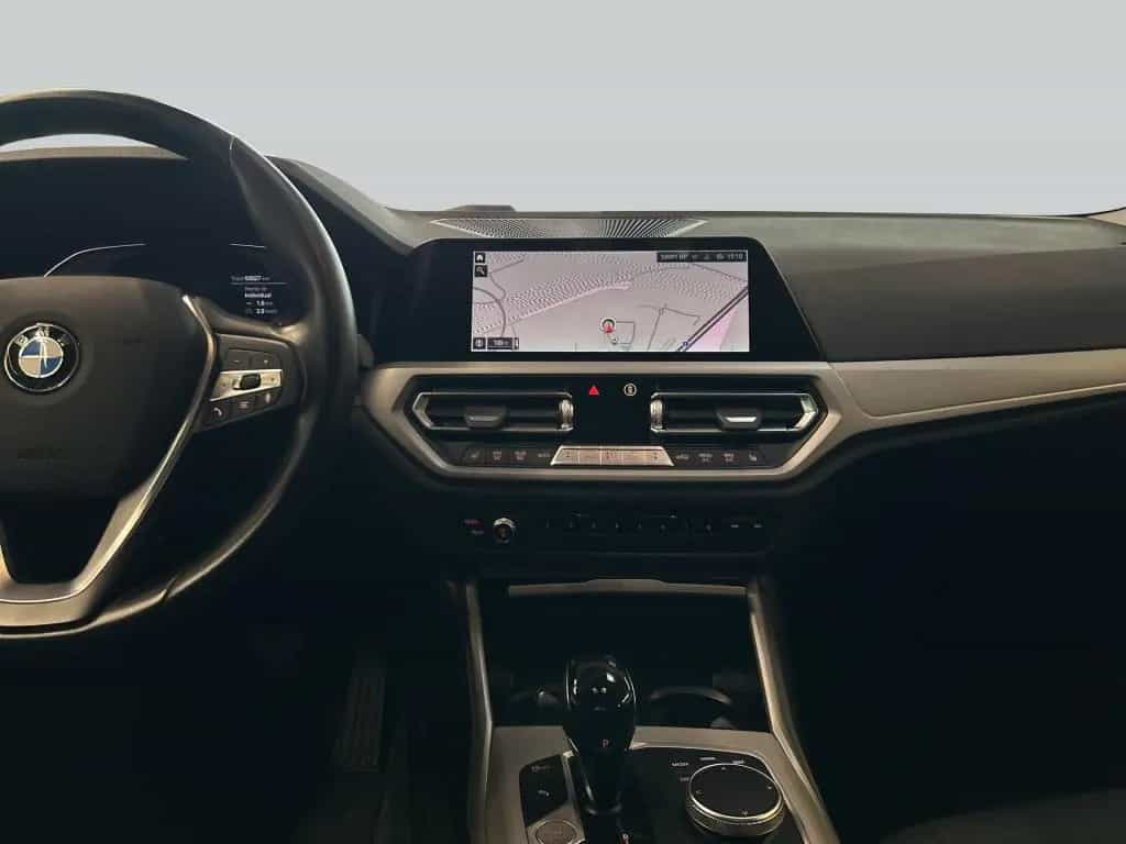 BMW 320 d Touring Aut. Advantage *AHK*SHZ* 07/2022-photo-15