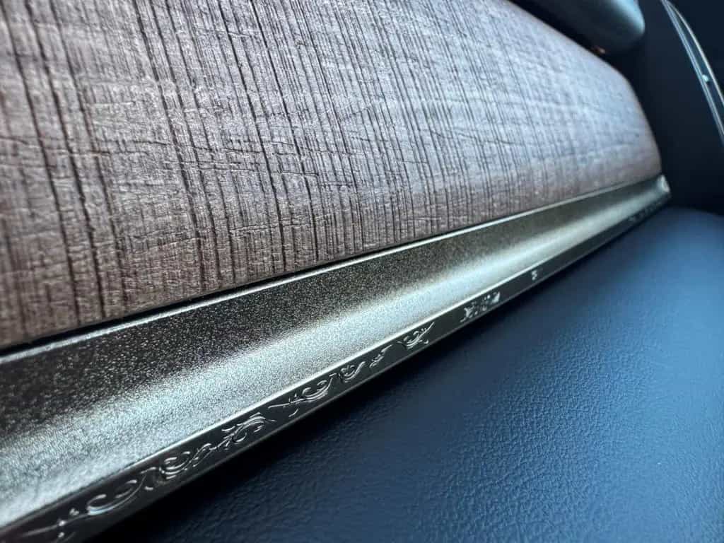Dodge RAM 1500 Longhorn BOX MWK Luft GAS dt. Ausli Luf 11/2023-photo-36