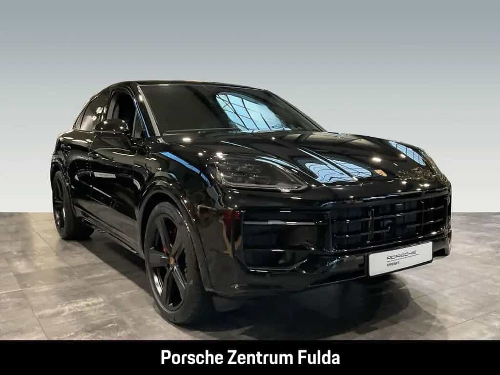 Porsche Cayenne GTS Coupe HA-Lenkung InnoDrive Head-Up 04/2026-photo-10