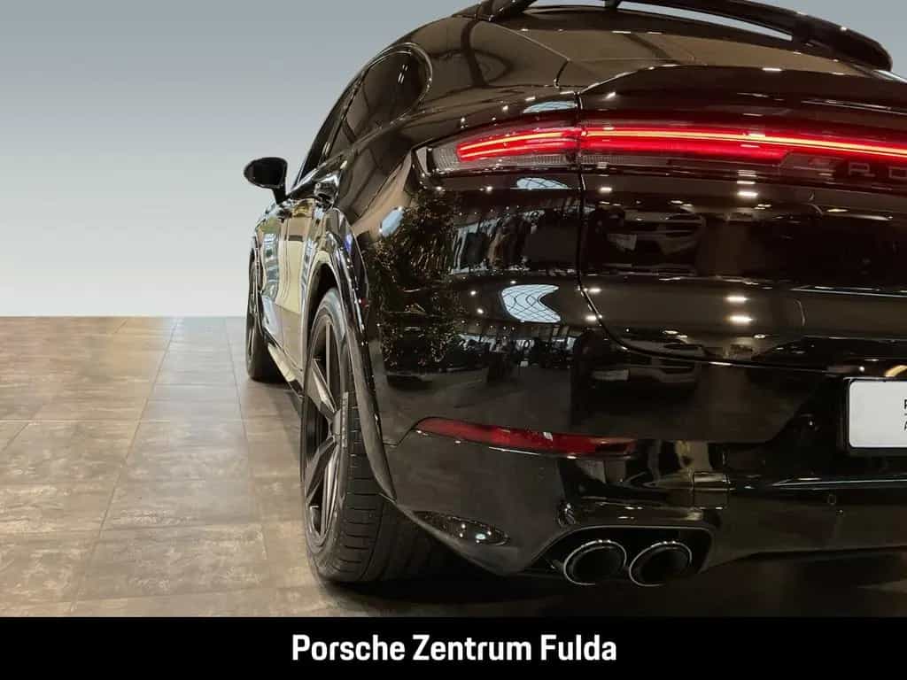 Porsche Cayenne GTS Coupe HA-Lenkung InnoDrive Head-Up 04/2026-photo-12