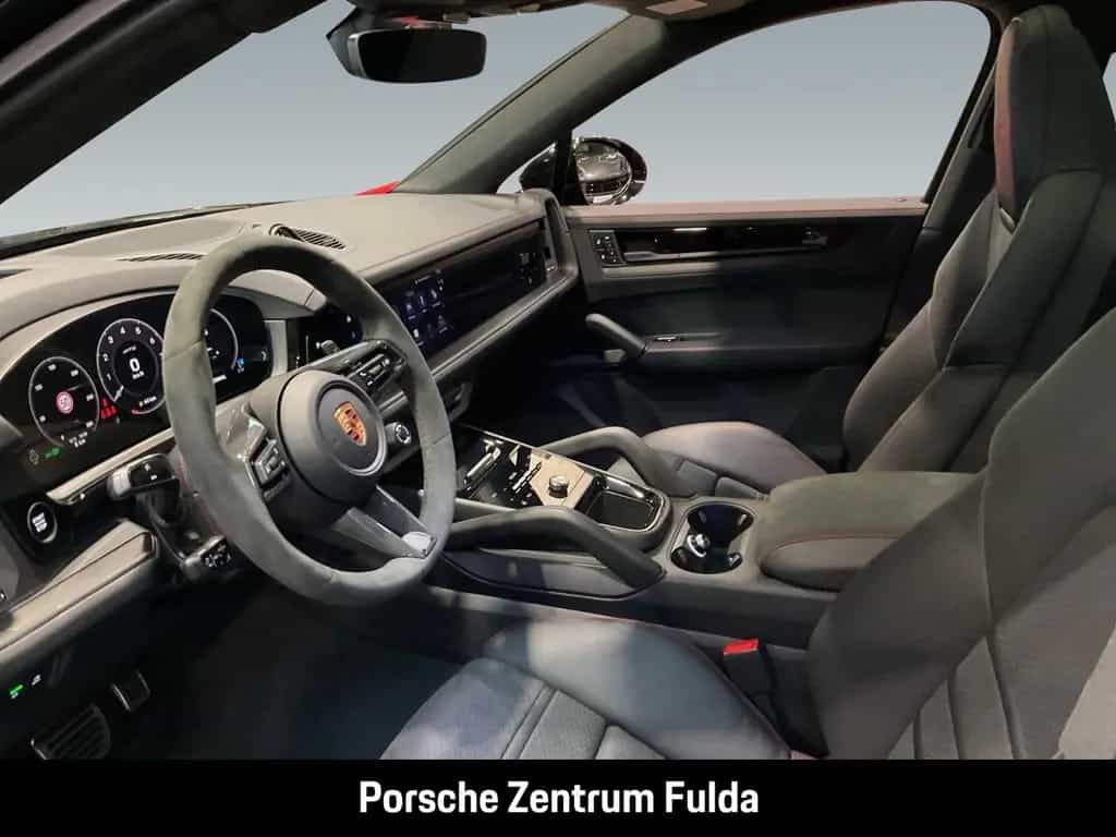 Porsche Cayenne GTS Coupe HA-Lenkung InnoDrive Head-Up 04/2026-photo-5