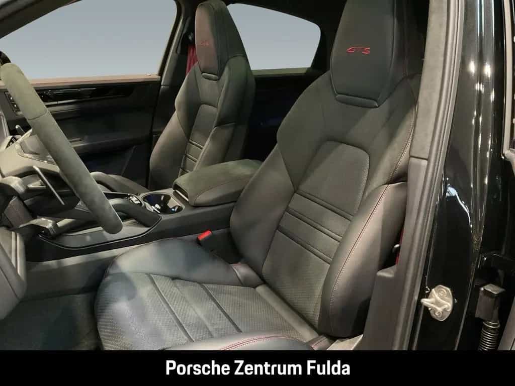Porsche Cayenne GTS Coupe HA-Lenkung InnoDrive Head-Up 04/2026-photo-6