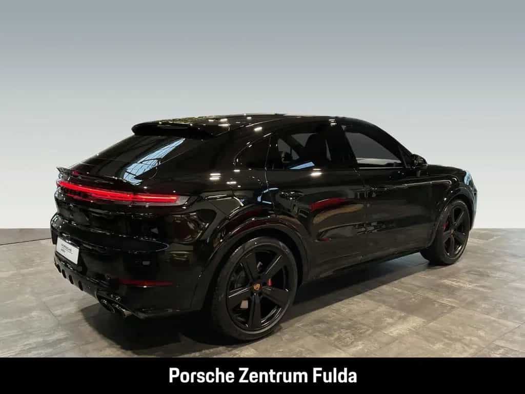 Porsche Cayenne GTS Coupe HA-Lenkung InnoDrive Head-Up 04/2026-photo-8