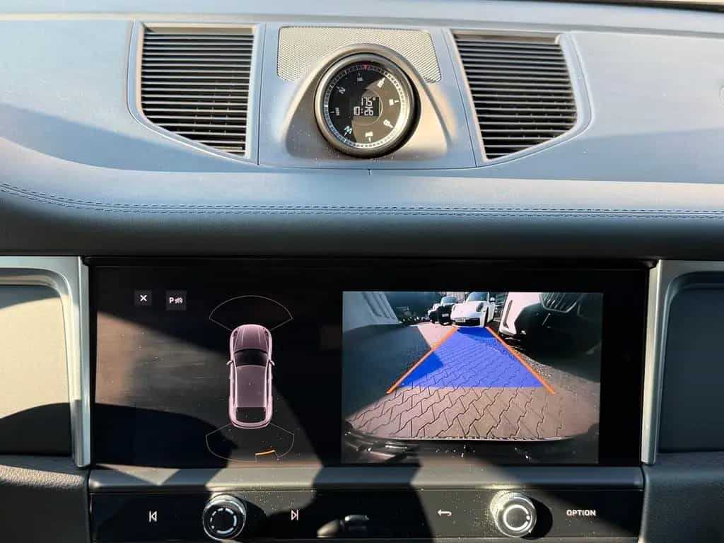 Porsche Macan Aut. 1 Hand - LED - Panoramadach /// 03/2022-photo-15