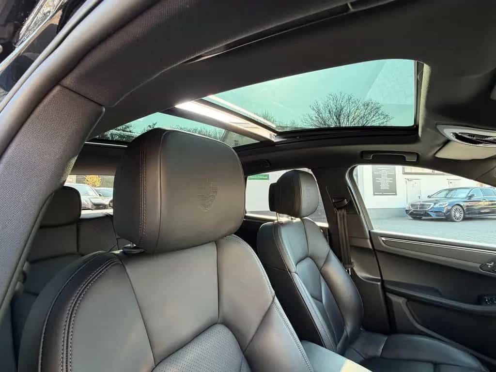 Porsche Macan Aut. 1 Hand - LED - Panoramadach /// 03/2022-photo-19