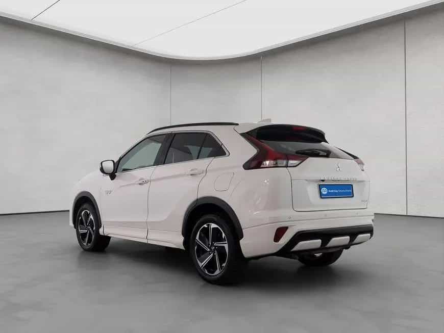 Mitsubishi Eclipse Cross Plug-In Hybrid 4WD Select +NAVI+LE 07/2024-photo-2