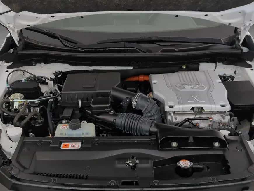 Mitsubishi Eclipse Cross Plug-In Hybrid 4WD Select +NAVI+LE 07/2024-photo-21