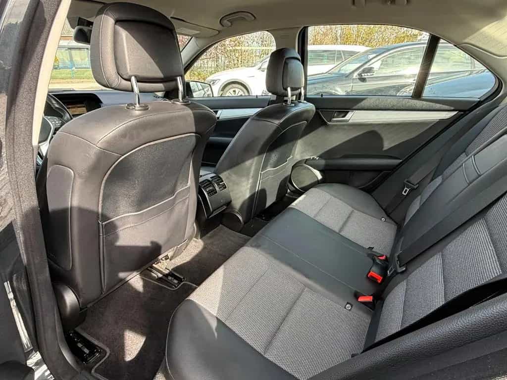 Mercedes-Benz C 180 Lim 1,8 CGI BlueEfficiency Automatik 06/2011-photo-17
