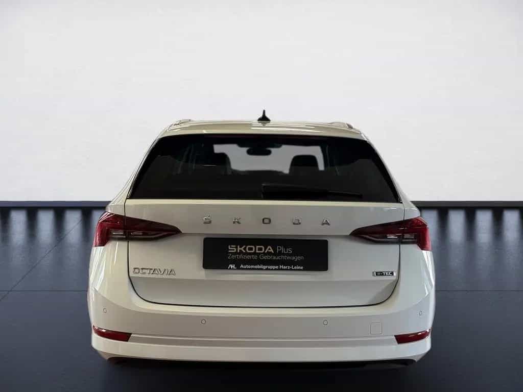 Skoda Octavia Combi 1.5 TSI e-TEC Style DSG LED Navi A 02/2023-photo-4