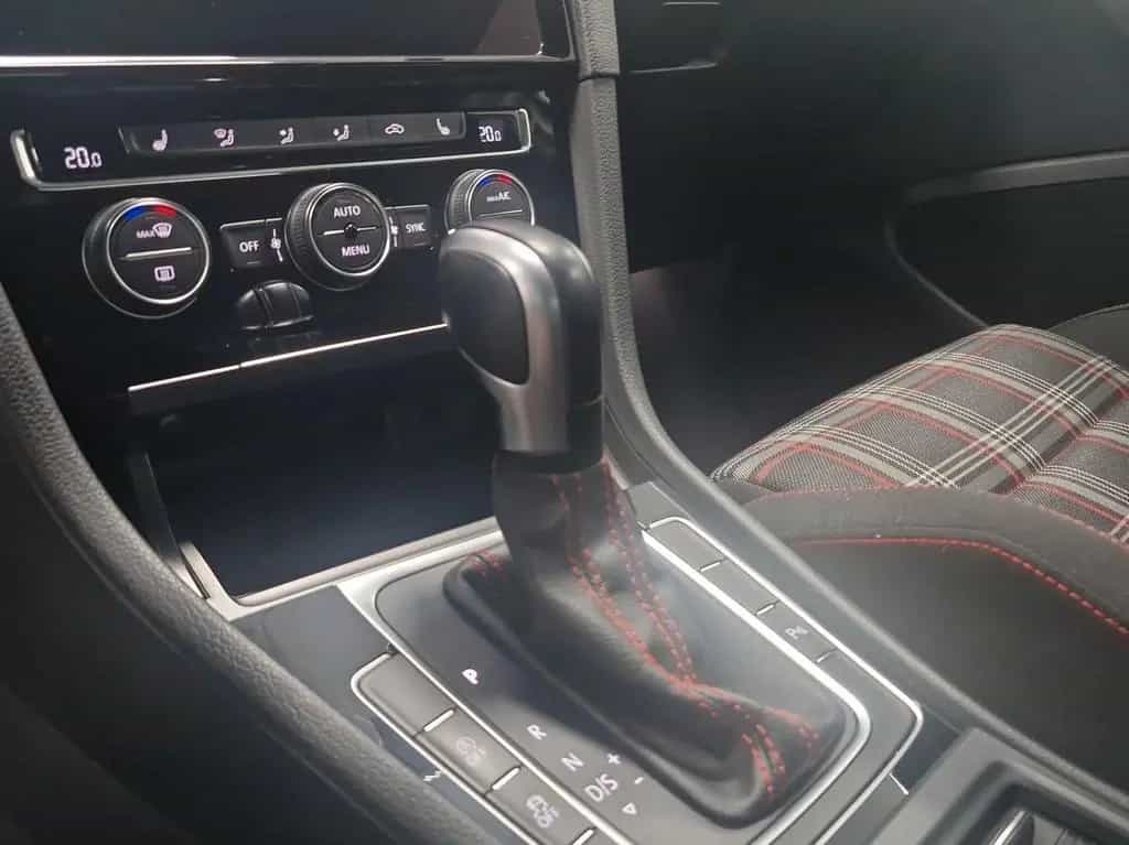 Volkswagen Golf VII GTI Performance/Virt.C./ab 199 € mtl. 09/2019-photo-12