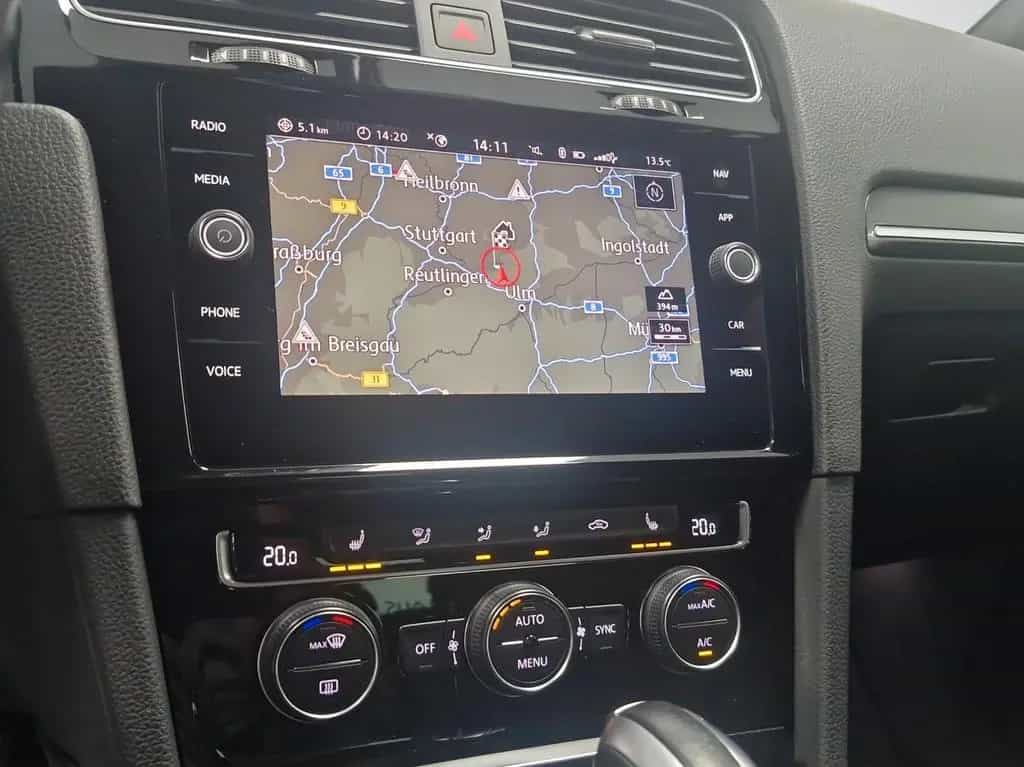 Volkswagen Golf VII GTI Performance/Virt.C./ab 199 € mtl. 09/2019-photo-13