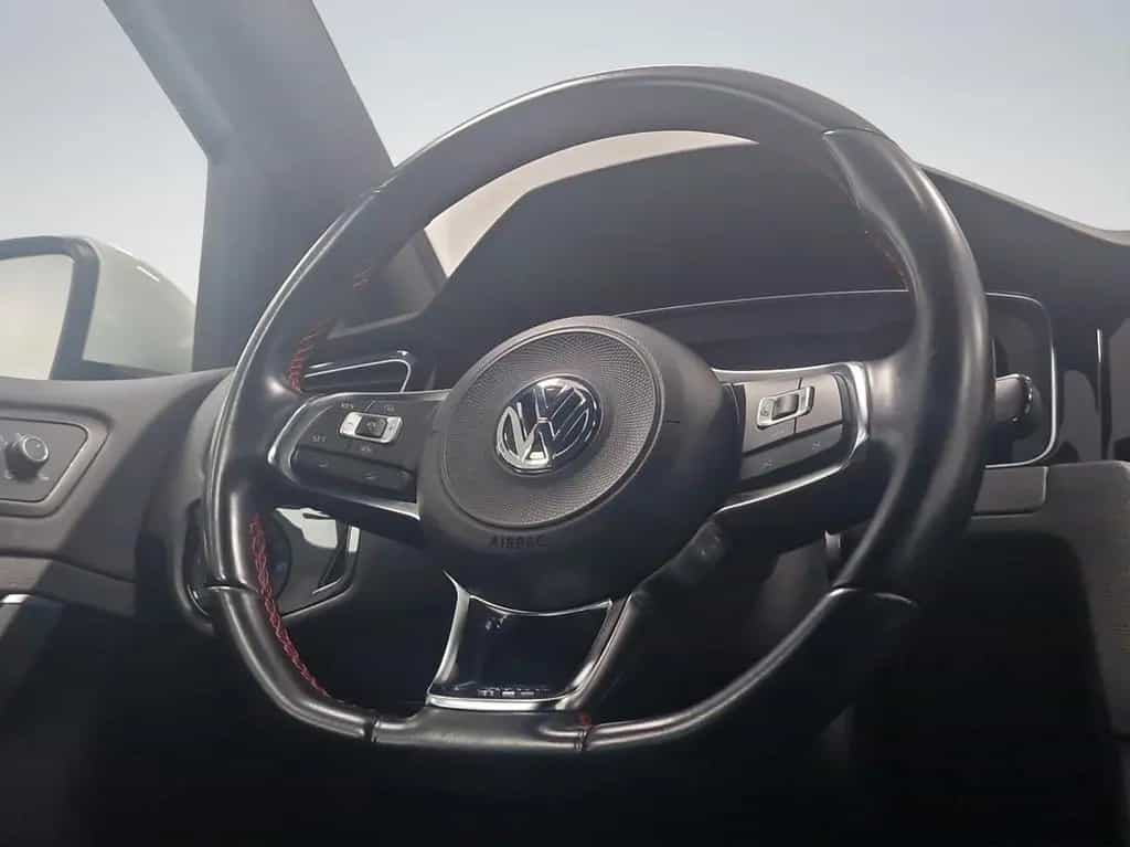 Volkswagen Golf VII GTI Performance/Virt.C./ab 199 € mtl. 09/2019-photo-8