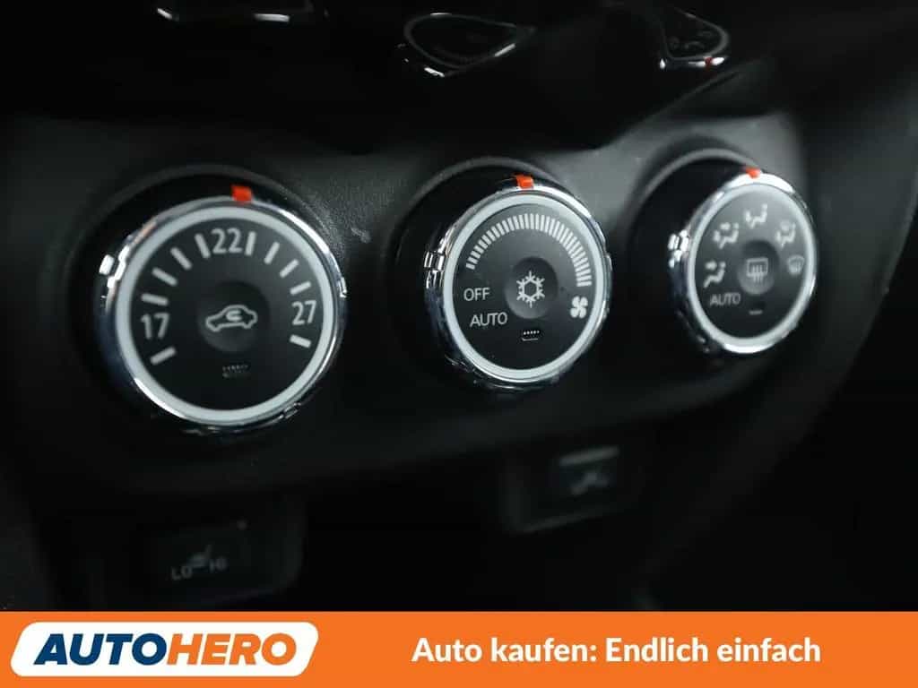 Mitsubishi ASX 1.6 Diamant Edition+ 2WD*NAVI*TEMPO*CAM*SHZ* 04/2017-photo-22
