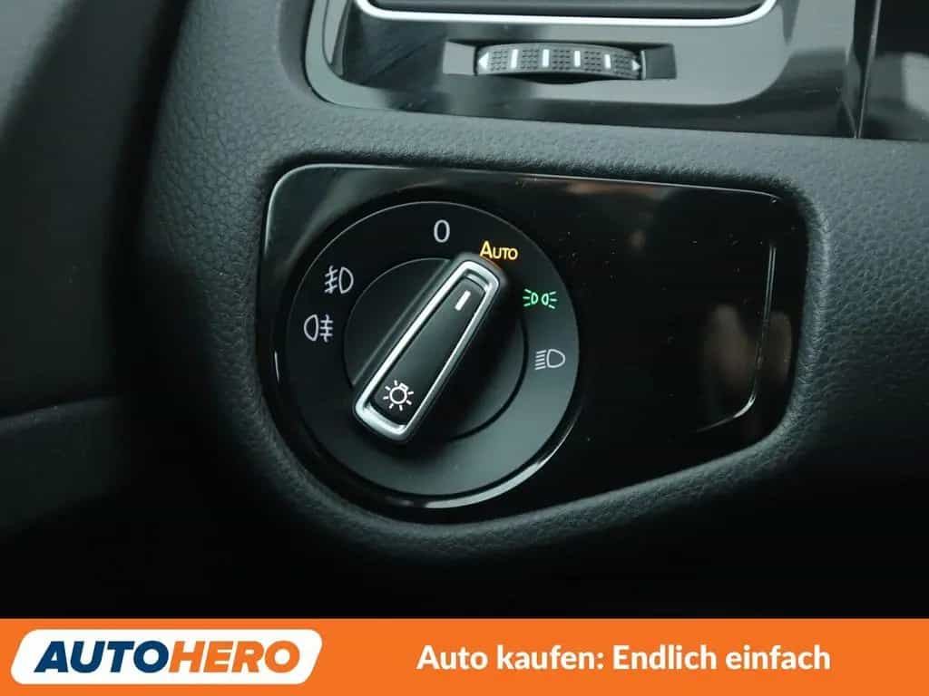 Volkswagen Golf VII 1.5 TSI ACT Join Aut.*NAVI*LED*ACC*PDC* 06/2018-photo-26