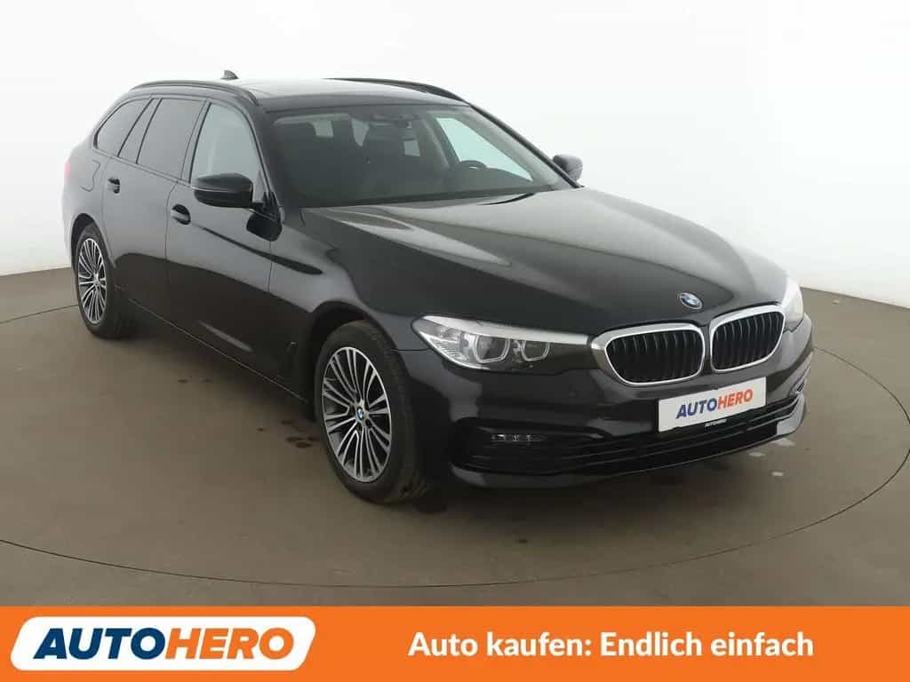 BMW 5 Series 520d Sport Line Aut.*NAVI*LED*TEMPO*CAM*PDC* 07/2019-photo-7