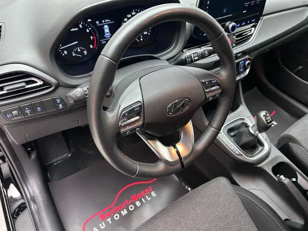 Hyundai i30 1.5 T-GDI Advantage Mild-Hybrid*RKam*LED*AHK 05/2024-photo-11