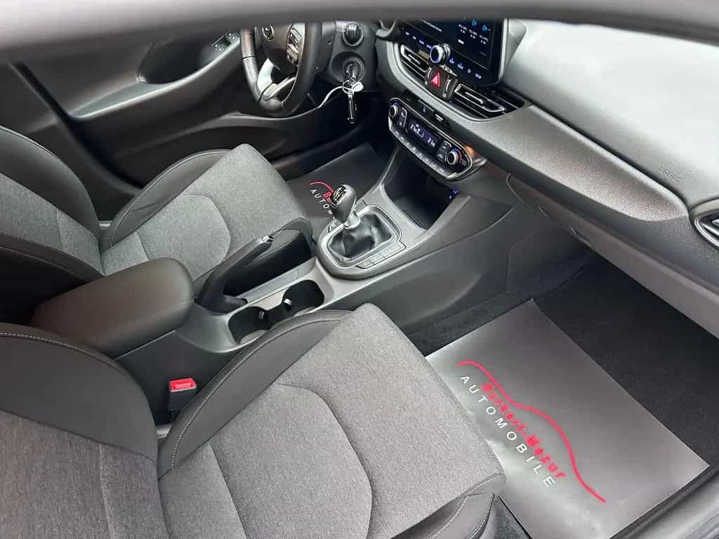 Hyundai i30 1.5 T-GDI Advantage Mild-Hybrid*RKam*LED*AHK 05/2024-photo-19