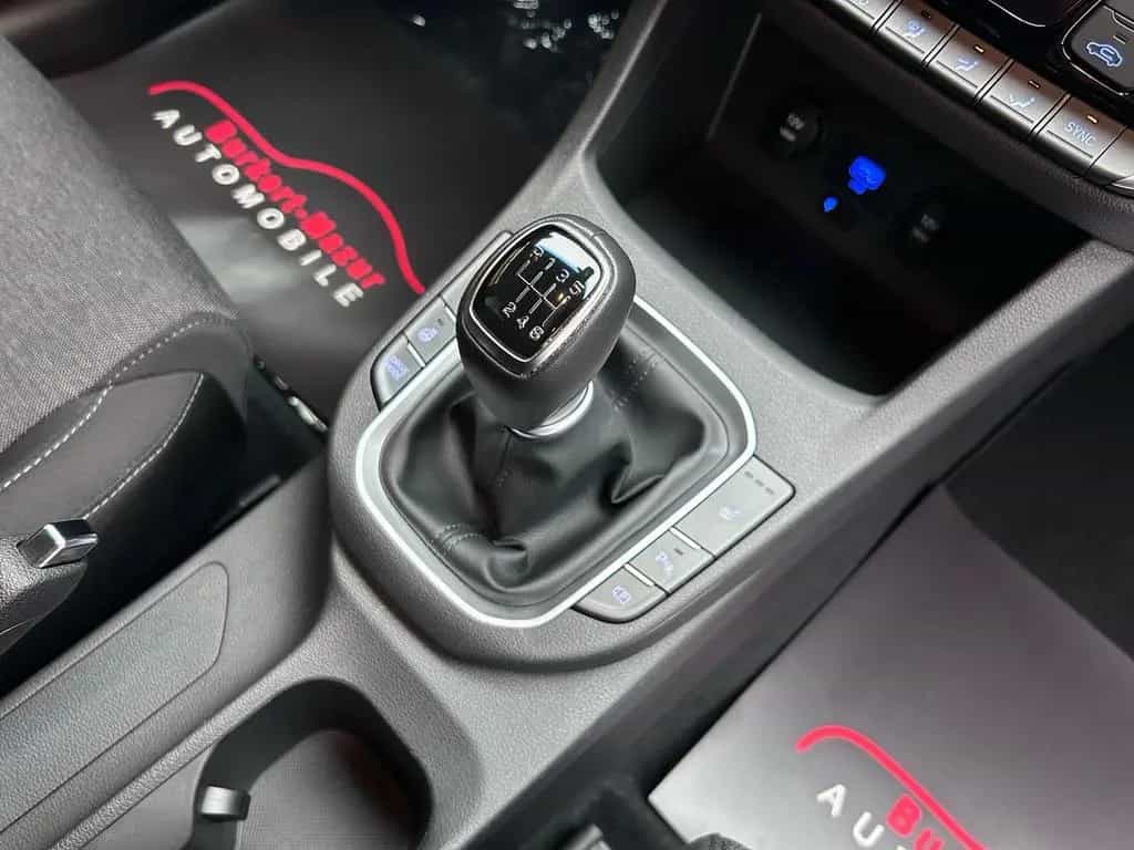 Hyundai i30 1.5 T-GDI Advantage Mild-Hybrid*RKam*LED*AHK 05/2024-photo-22