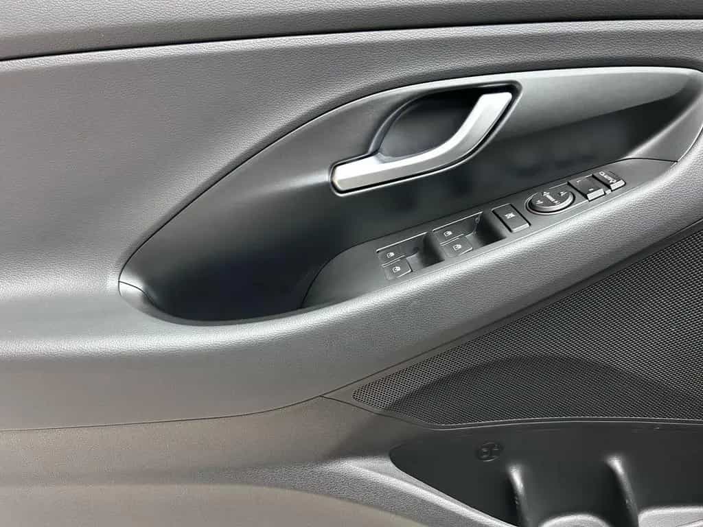 Hyundai i30 1.5 T-GDI Advantage Mild-Hybrid*RKam*LED*AHK 05/2024-photo-26