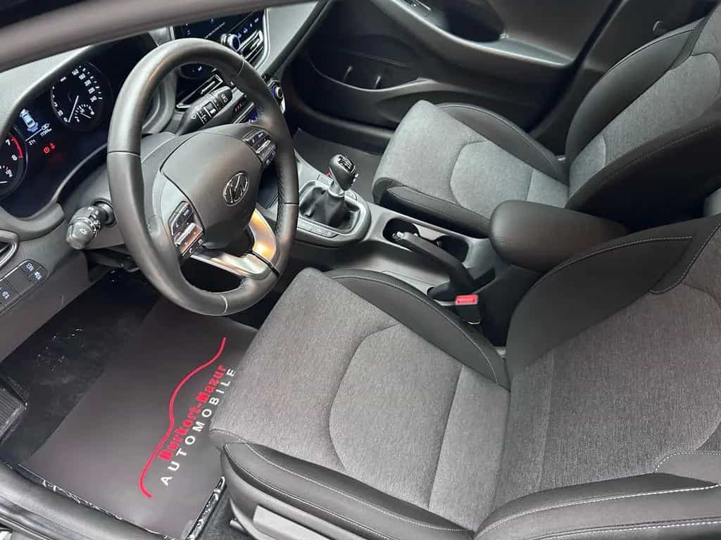 Hyundai i30 1.5 T-GDI Advantage Mild-Hybrid*RKam*LED*AHK 05/2024-photo-9