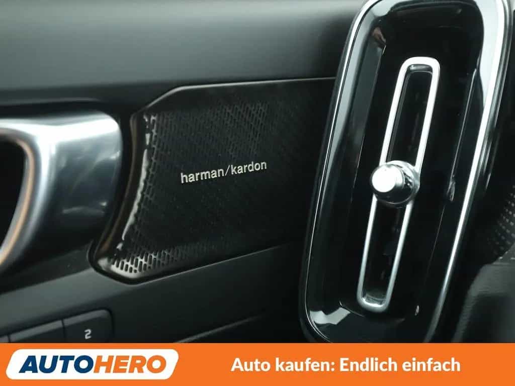 Volvo XC40 2.0 T5 R-Design AWD Aut.*NAV*LED*TEMP*360CAM*PDC 02/2018-photo-26