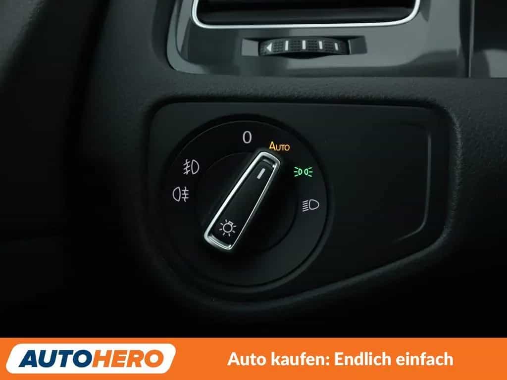 Volkswagen Golf VII 1.4 TSI Comfortline BM*LED*PDC*KLIMA* 08/2017-photo-25