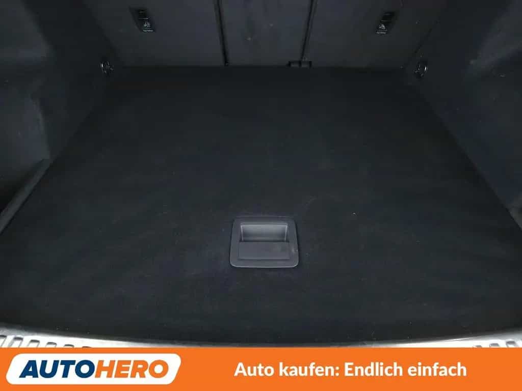 Audi Q3 35 TFSI ACT S line Aut.*NAVI*ACC*PDC*SHZ* 01/2020-photo-17