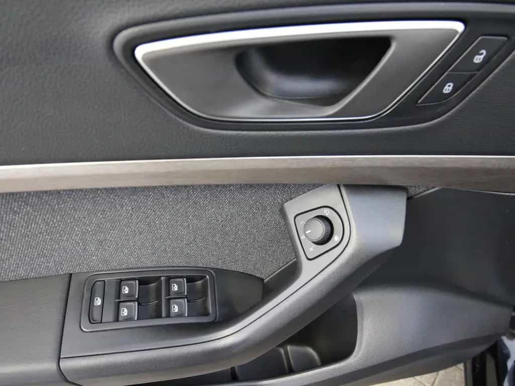 Seat Ateca 1.5 TSI Xperience NAVI+LED+KAMERA+WINTER 05/2025-photo-22