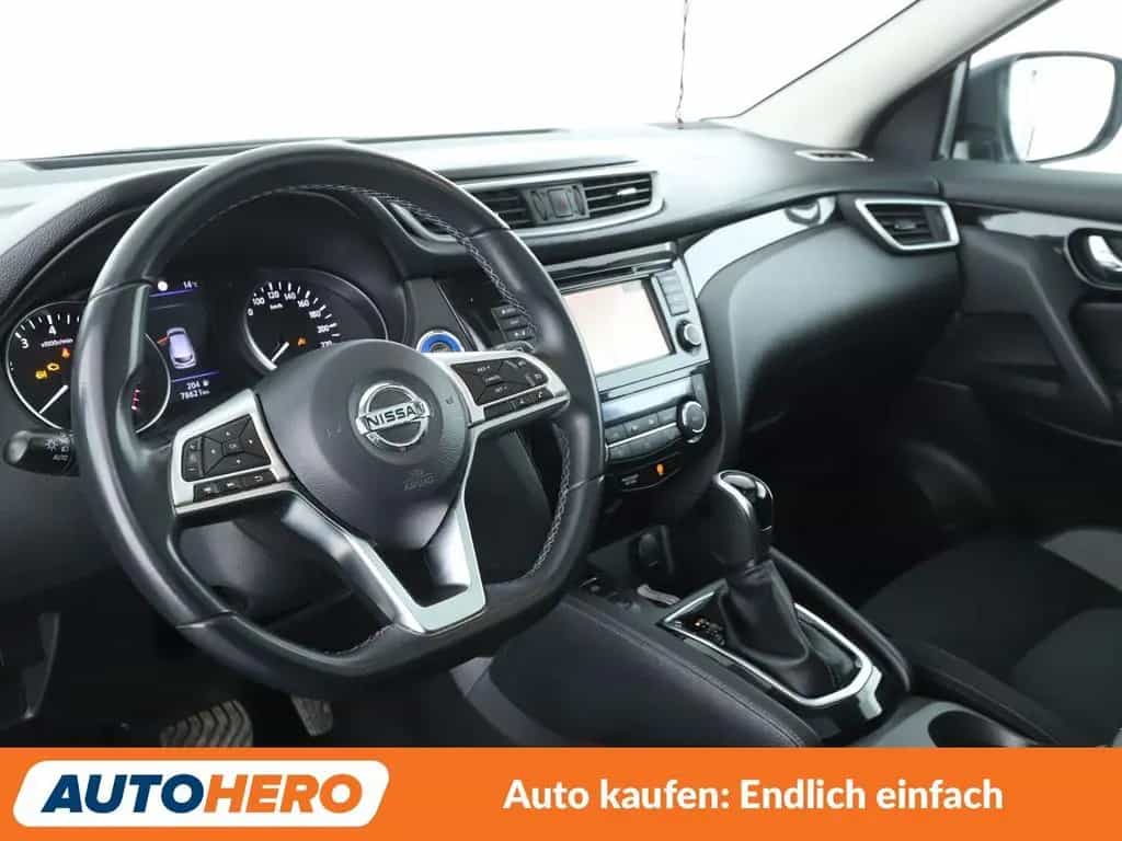Nissan Qashqai 1.3 DIG-T Zama 03/2021-photo-10